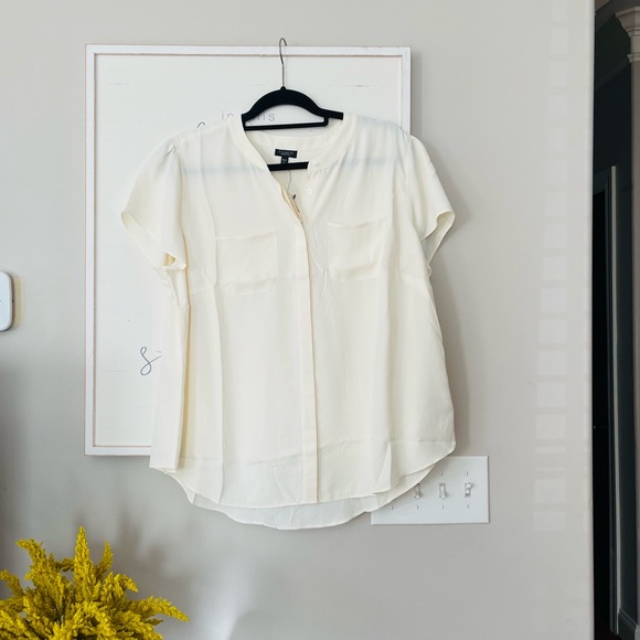 TALBOTS Short Sleeve Lightweight V Neck Front Pocket Blouse Top Cream Ivory 18P - Picture 2 of 10